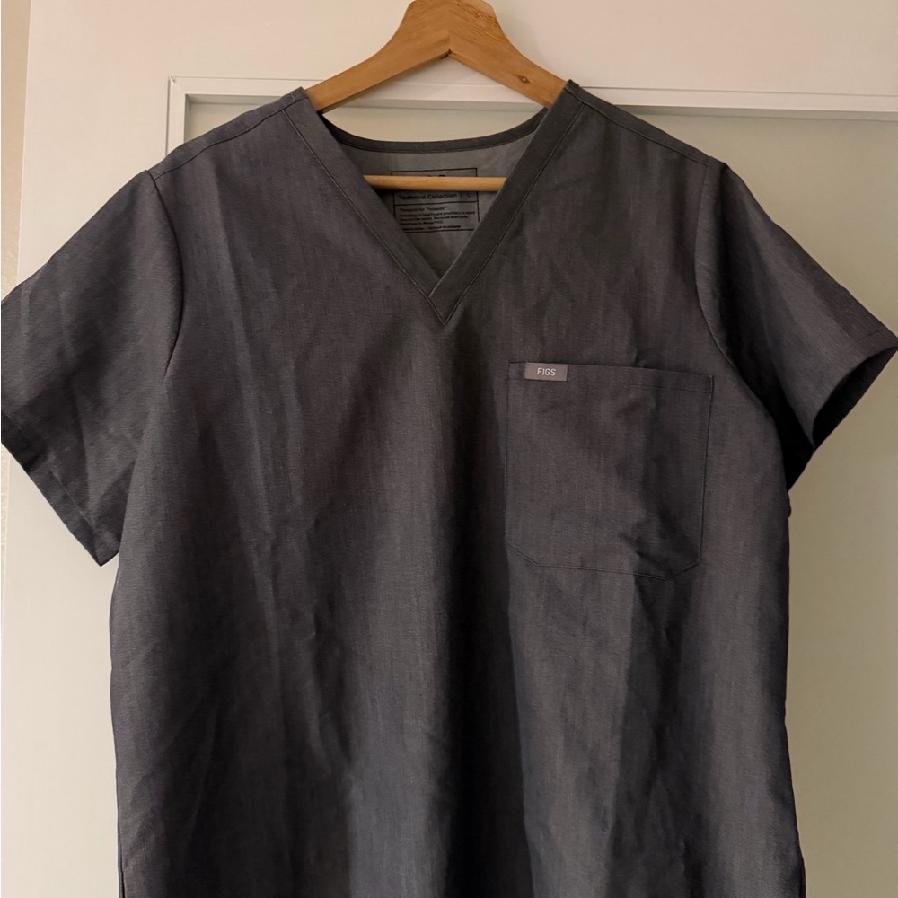 Figs Charcoal V-Neck Catarina Top